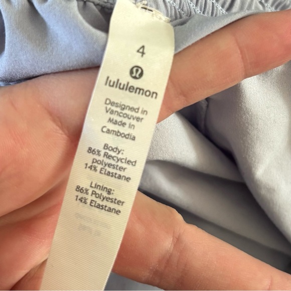 lululemon spring break away cuffed workout shorts - Picture 5 of 6